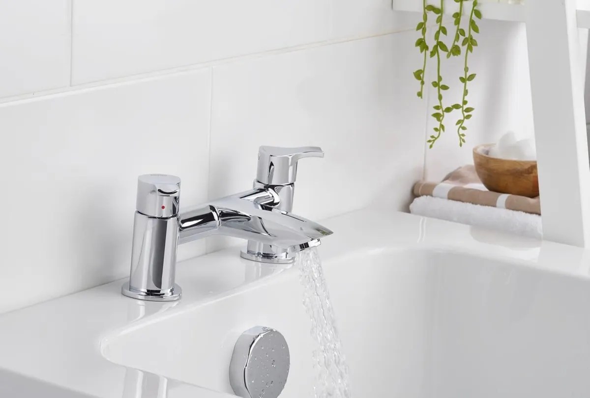 Bathroom Taps Chrome Bath Filler Tap - Image 3