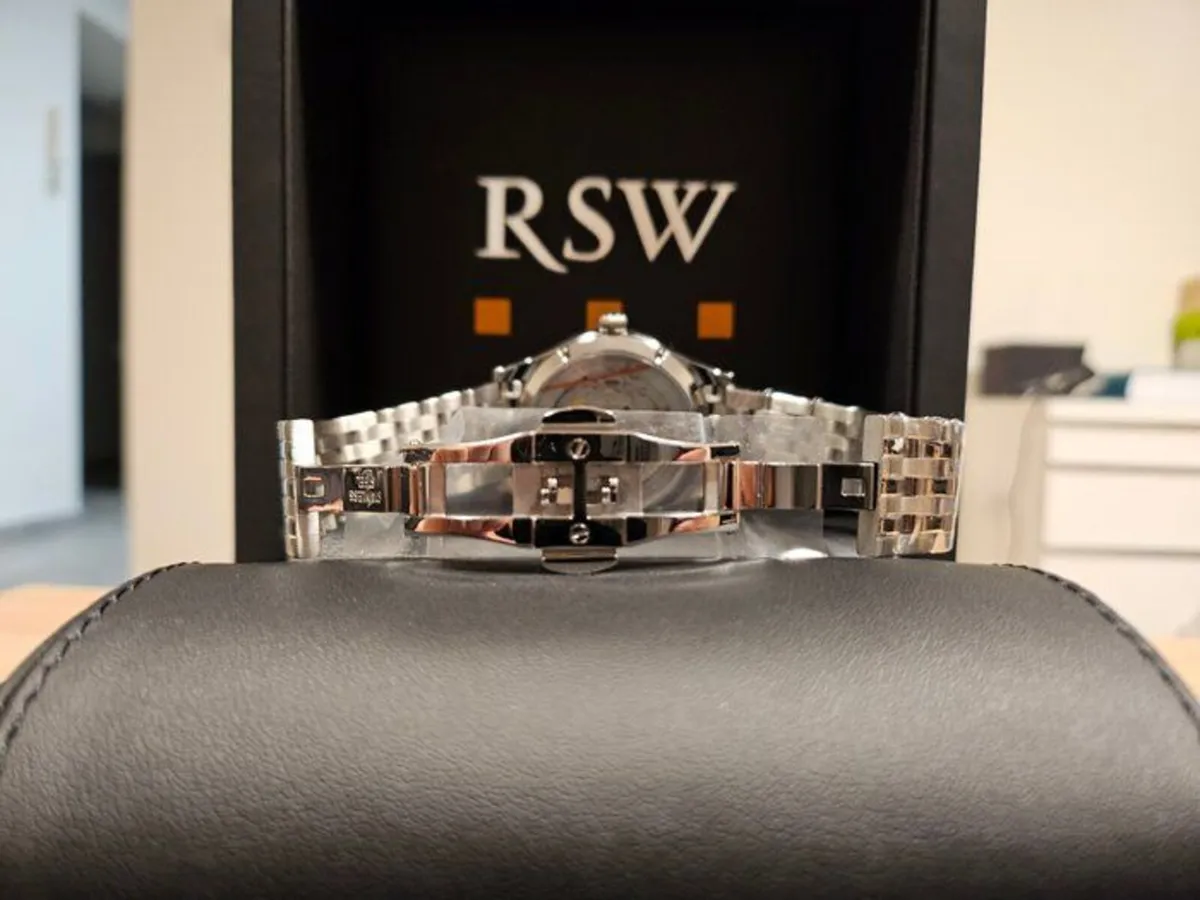 Swiss automatic watch RSW La Neuveville - Image 2