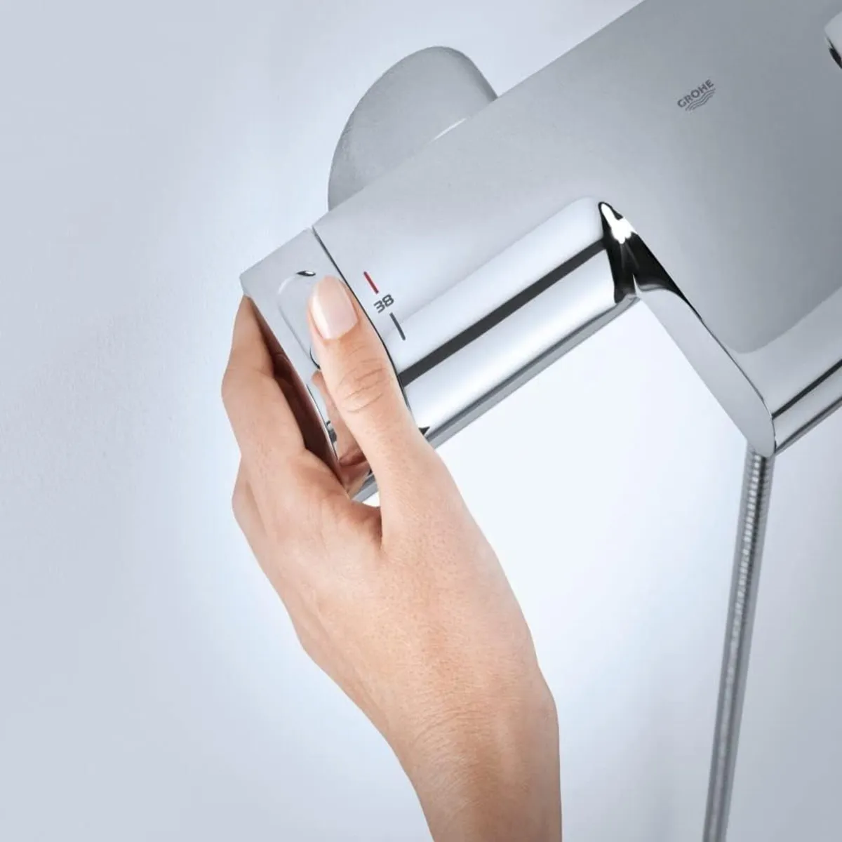 Grohtherm Thermostatic Bath Shower Mixer - Image 4