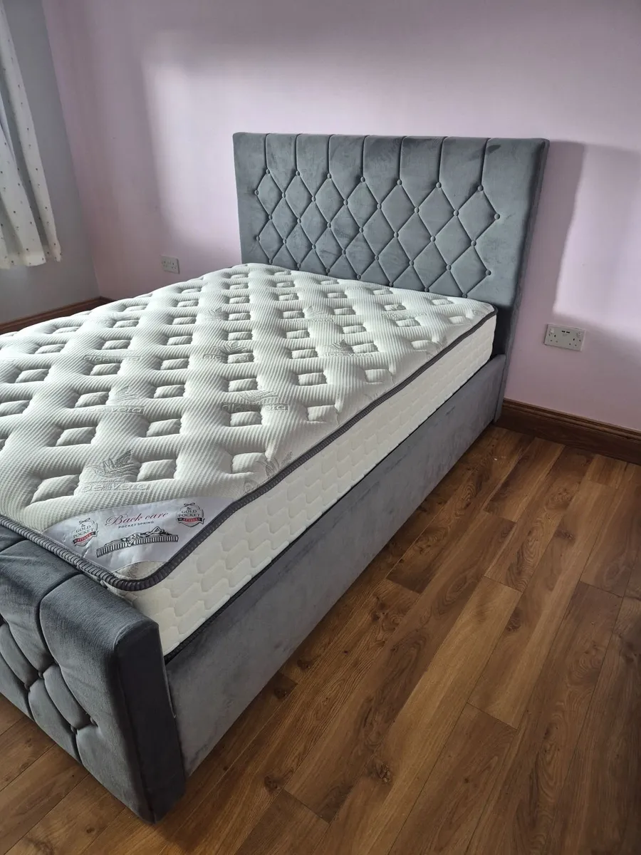 Bed - Image 4