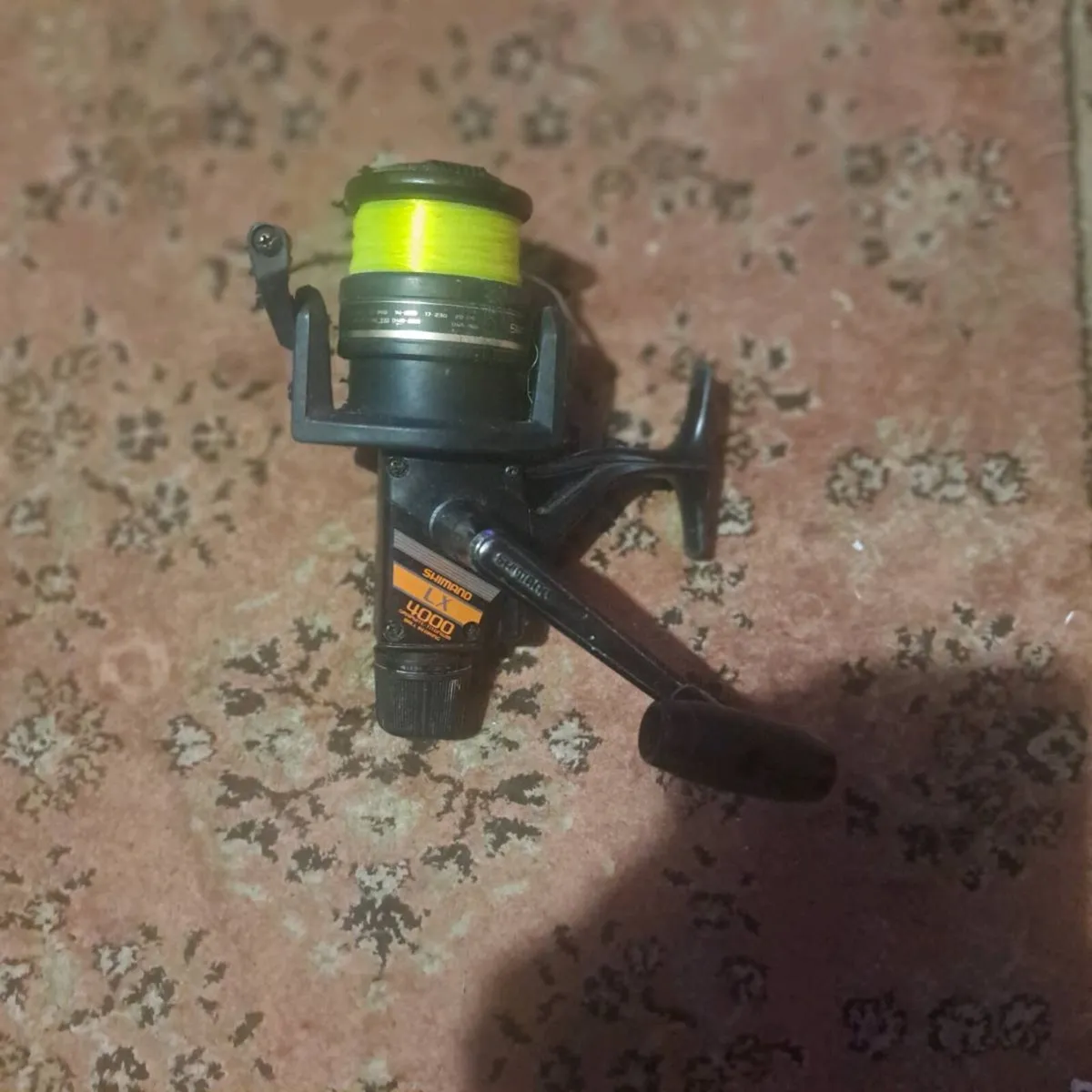Shimano 4000 fishing reel - Image 1