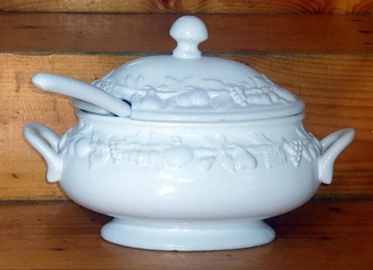 Pristine Vintage White Ceramic Soup Tureen/Ladles - Image 2