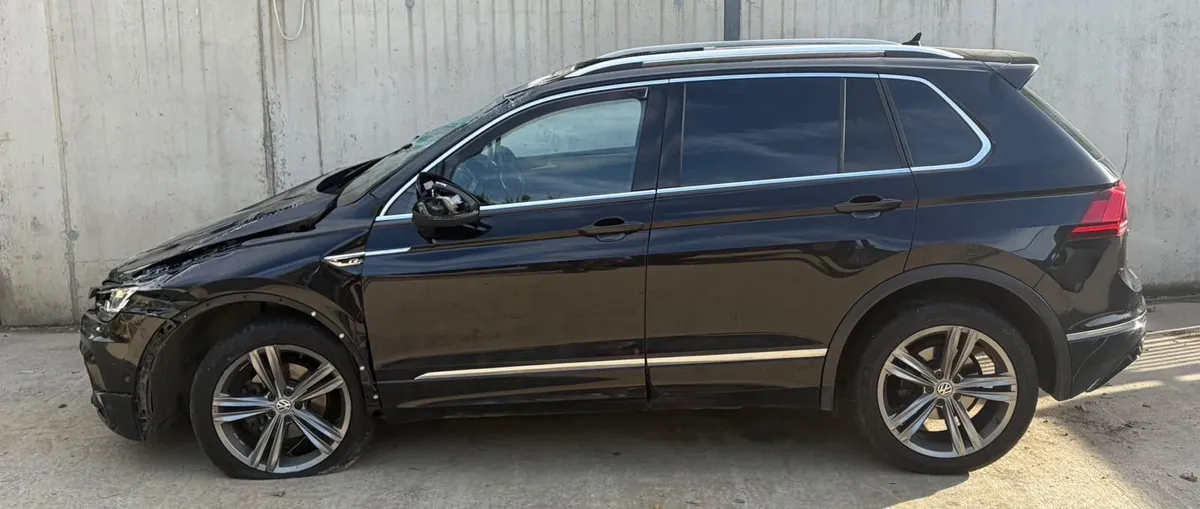 2017 VW Tiguan for parts - Image 3