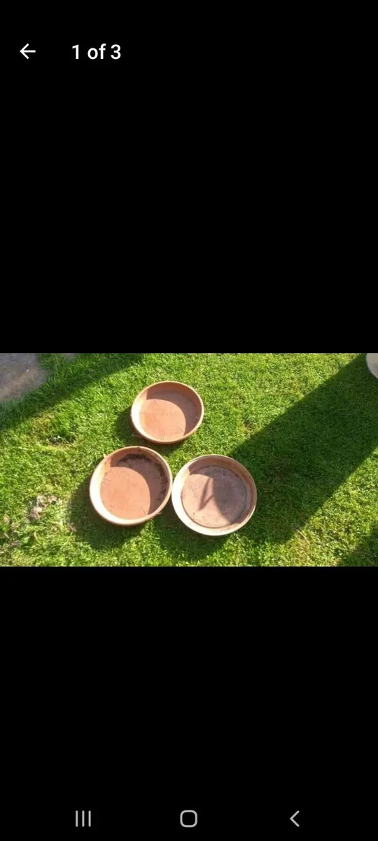 Large plant saucers - Image 3