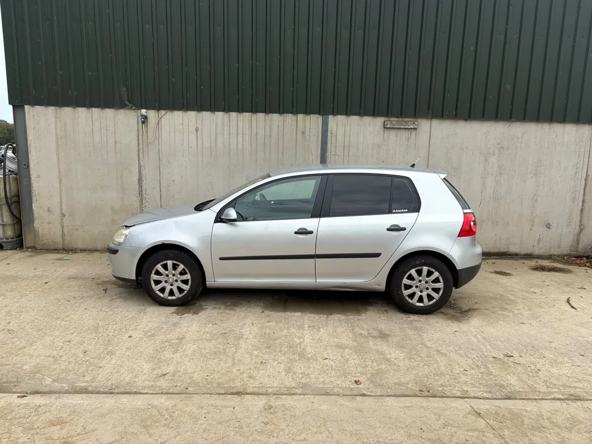 2006 VW Golf for parts - Image 3