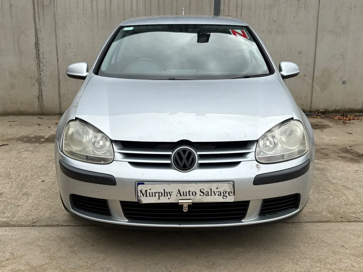 2006 VW Golf for parts - Image 1