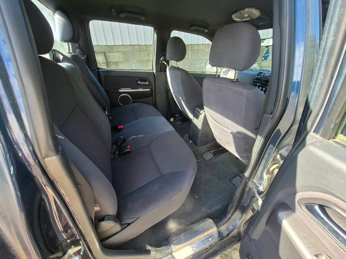 Isuzu D-Max 2011 - Image 4