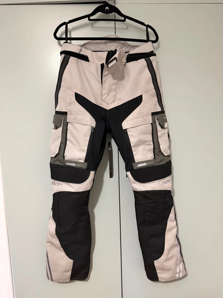 RST Pro Series Adventure X – Excellent Condition - Image 2
