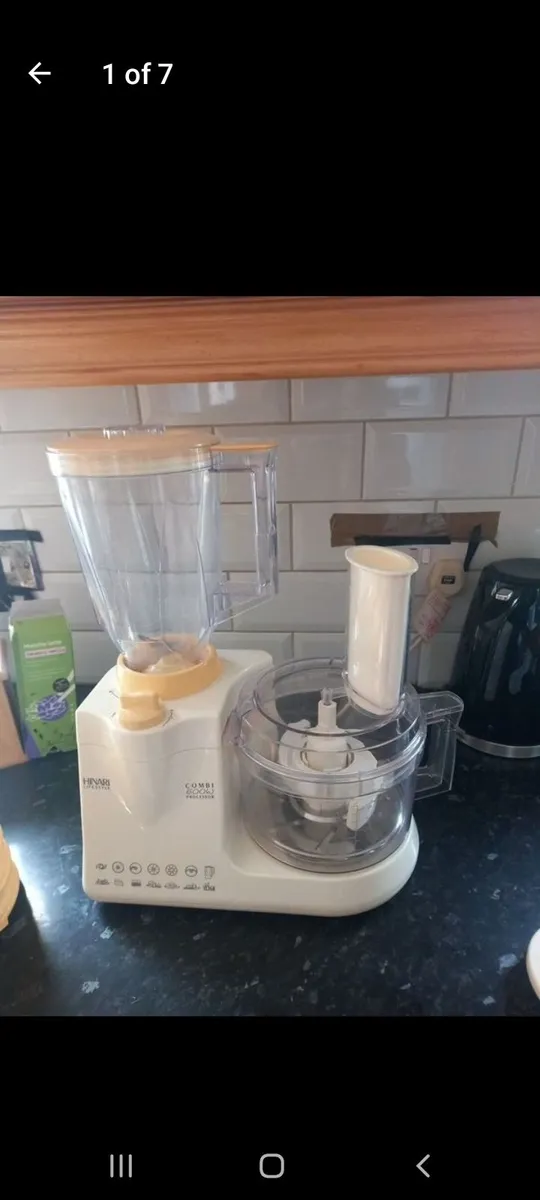 Hinari food processor and blades - Image 1
