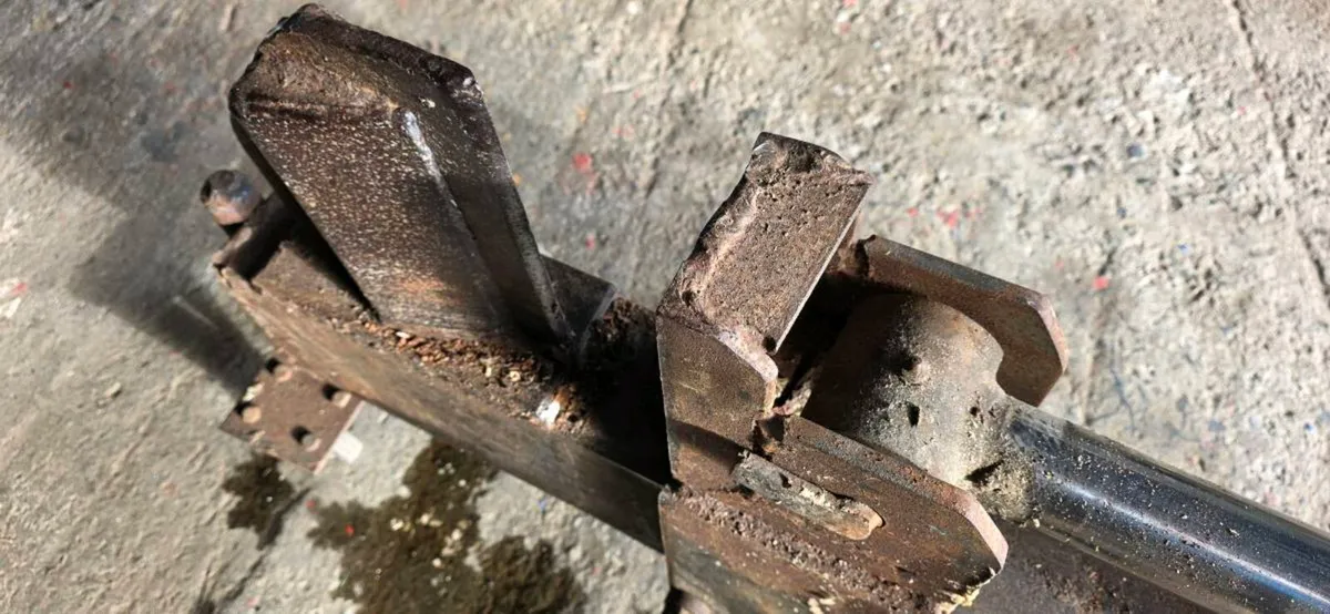 Log Splitter - Image 2