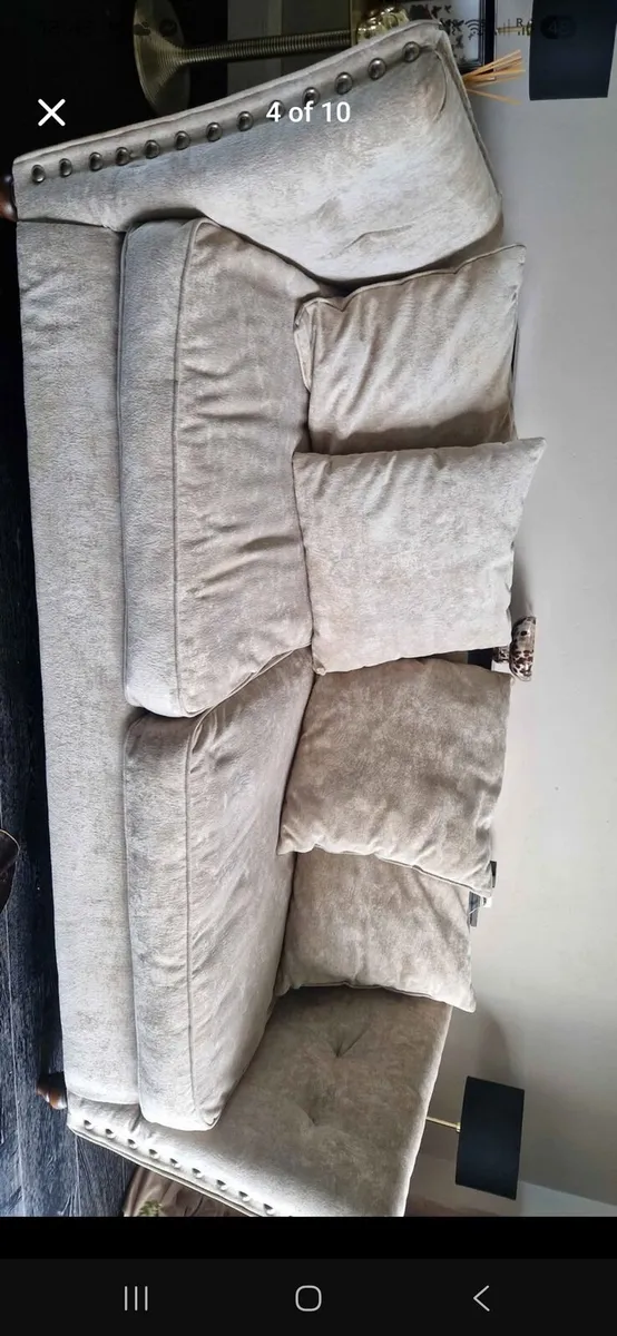 Sofa and loveseat - Image 2