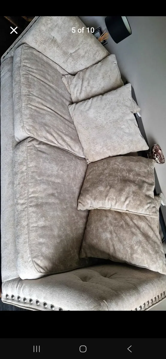 Sofa and loveseat - Image 3
