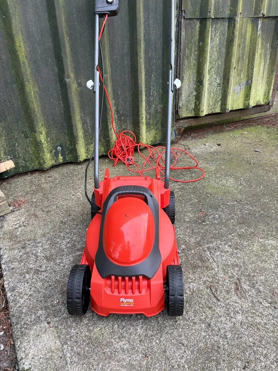 Flymo simplimow with mini trim grass trimmer - Image 1