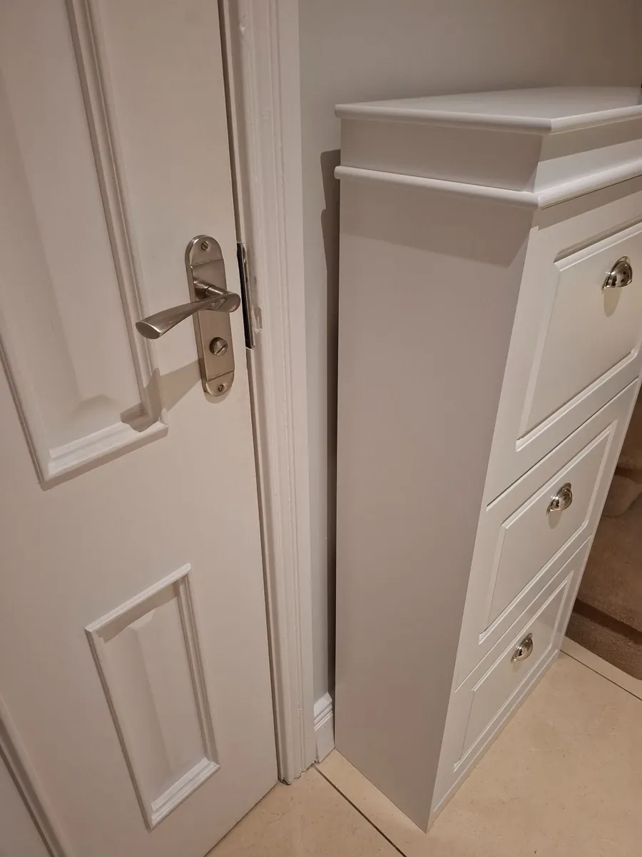 Shoes cabinet - Image 2