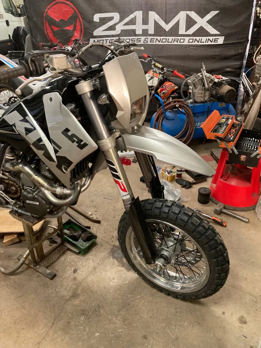 Ktm 640 LC4 super moto - Image 3