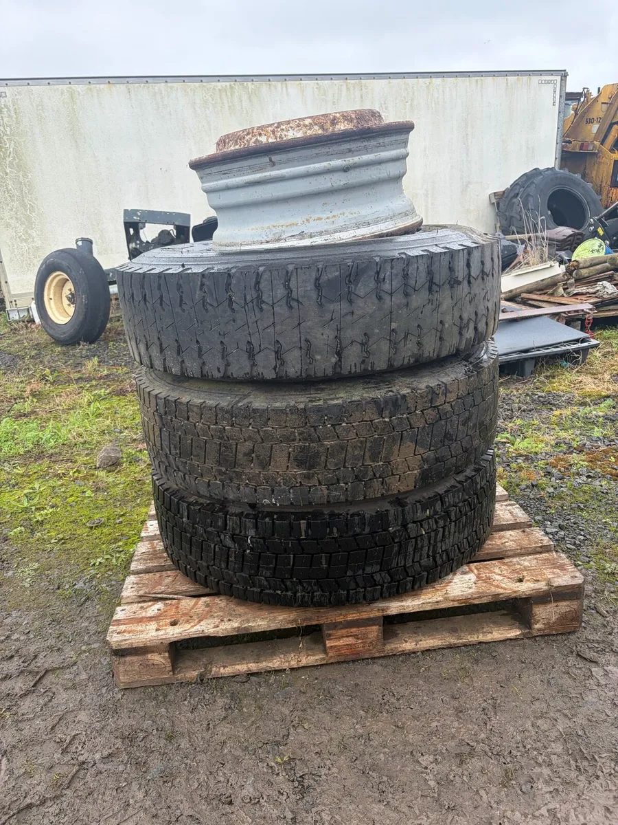 Lorry wheels - Image 2
