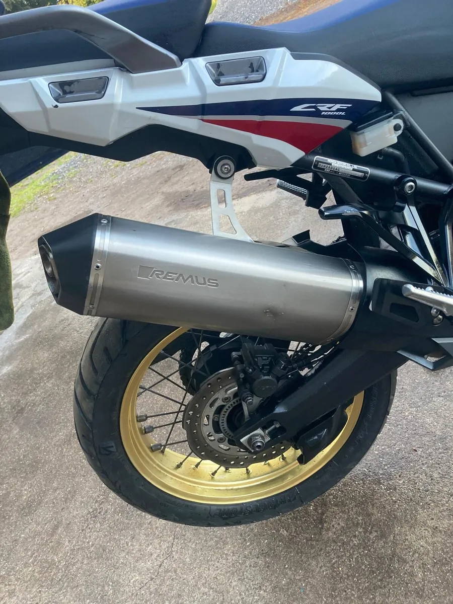 Africa twin  Crf1000 - Image 2