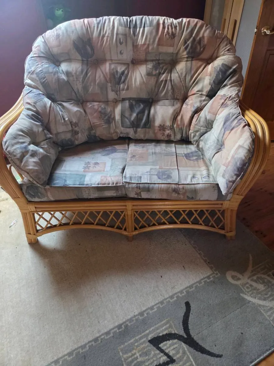 Cane conservatory set - Image 1