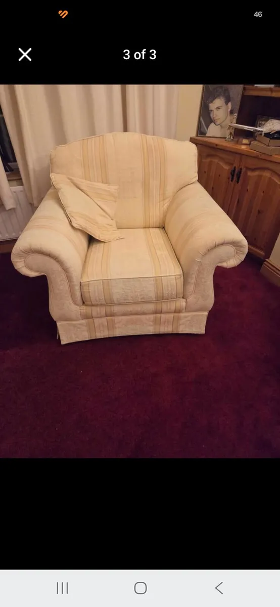 Fabric 3 piece suite cream and gold - Image 2