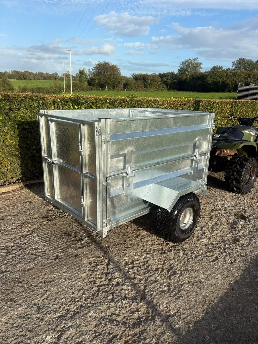 Livestock trailer - Image 1