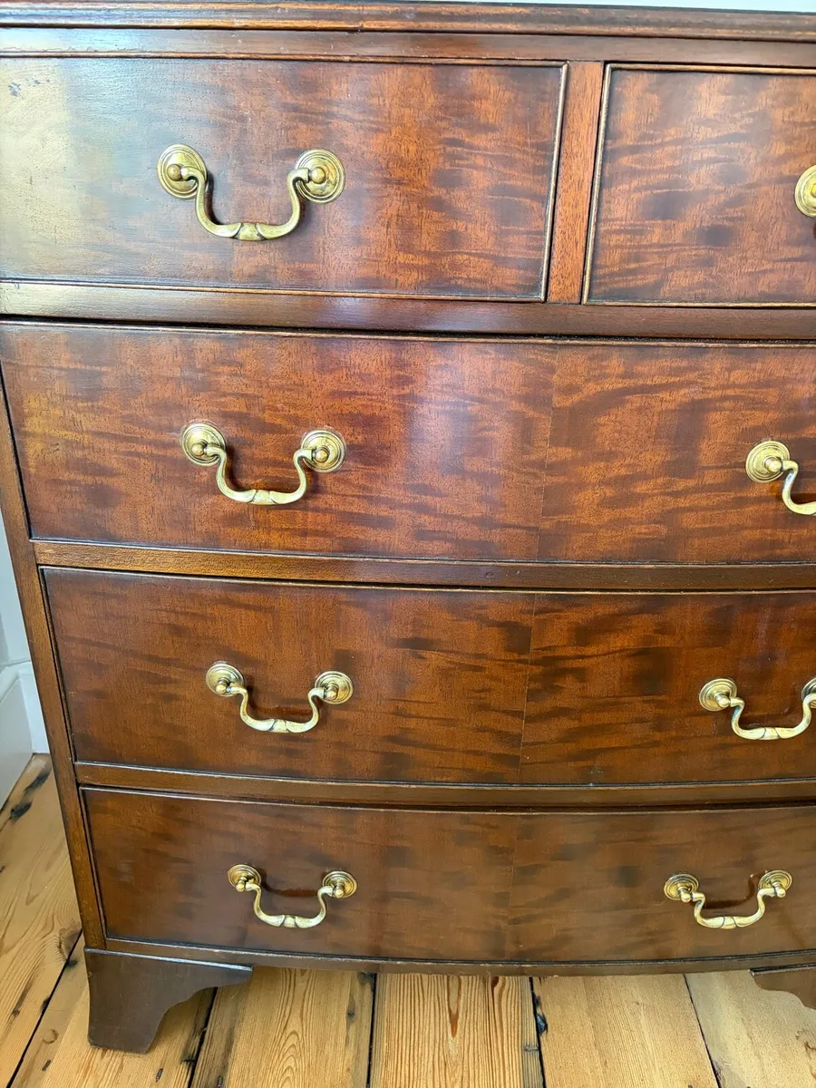 Chest of drawers - Image 2