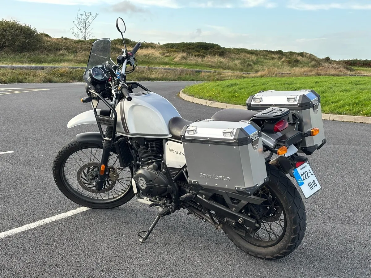 Royal Enfield Himalyan (with panniers) - Image 3