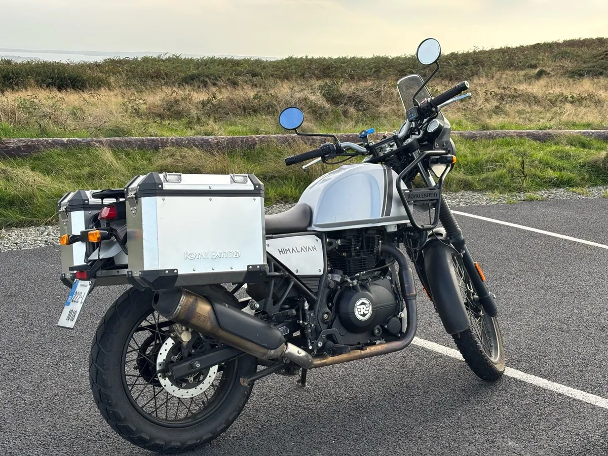 Royal Enfield Himalyan (with panniers) - Image 4