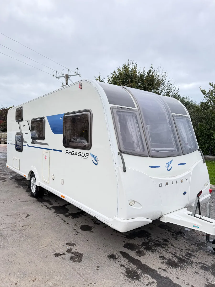 ✨STUNNING BAILEY PEGASUS ANCONA 5-6 BERTH✨ - Image 1