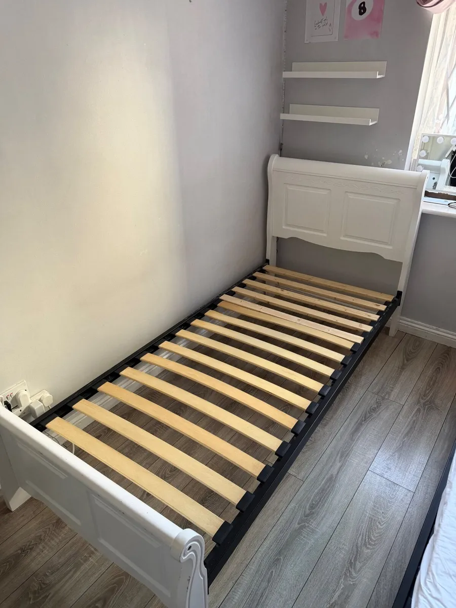 Single Bed frame - Image 1