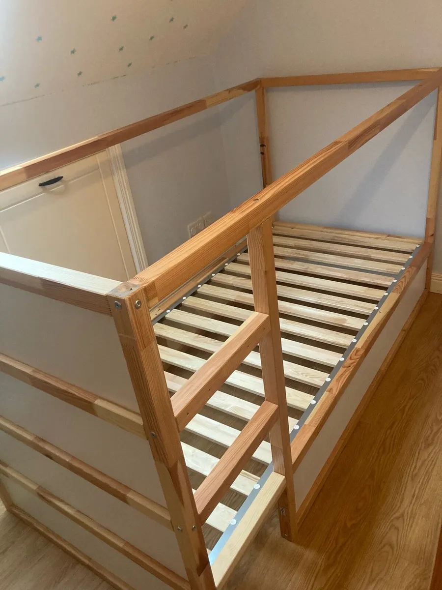 Kids kura beds/bunk beds - Image 3