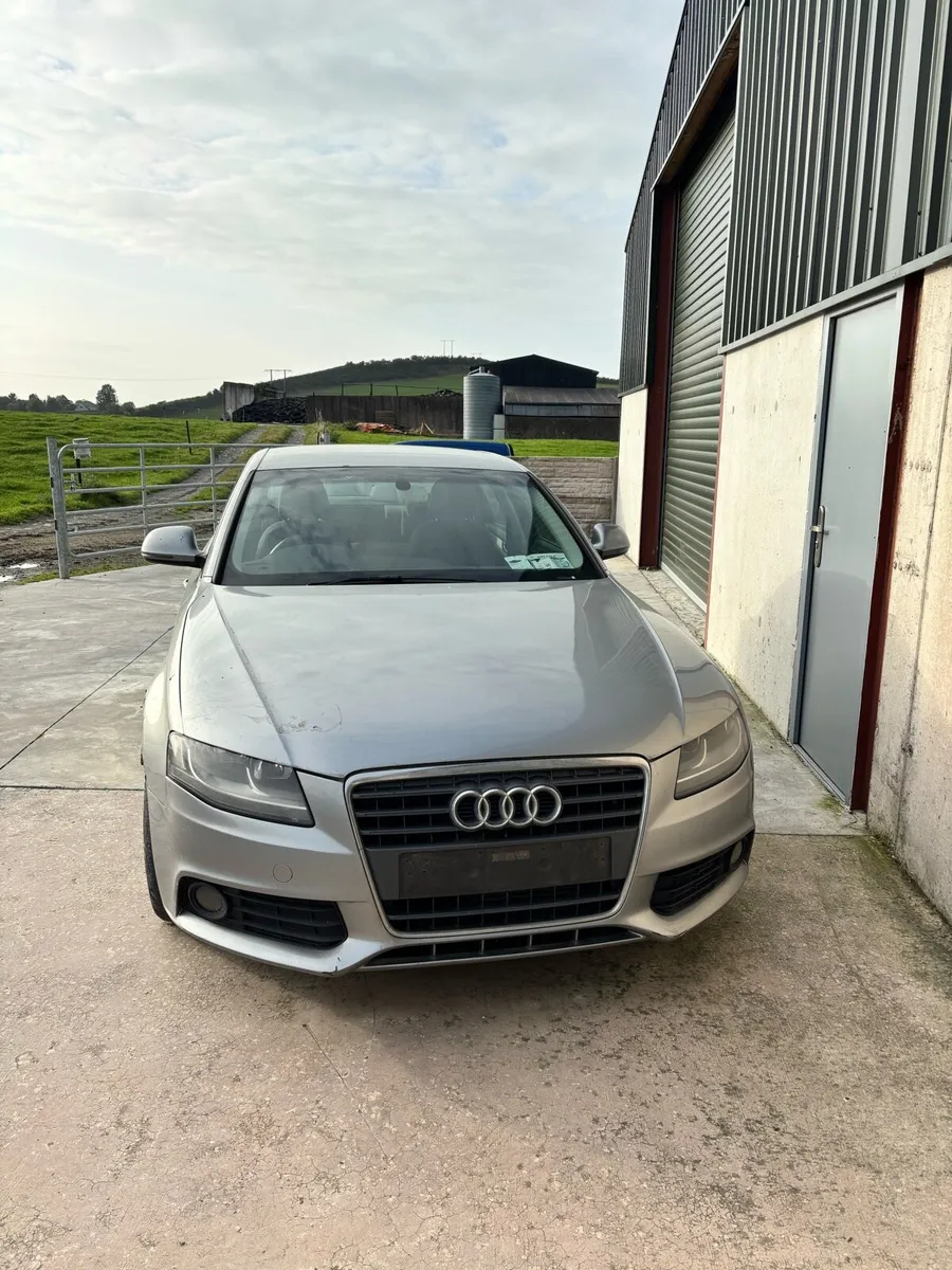 Audi A4 for breaking - Image 1