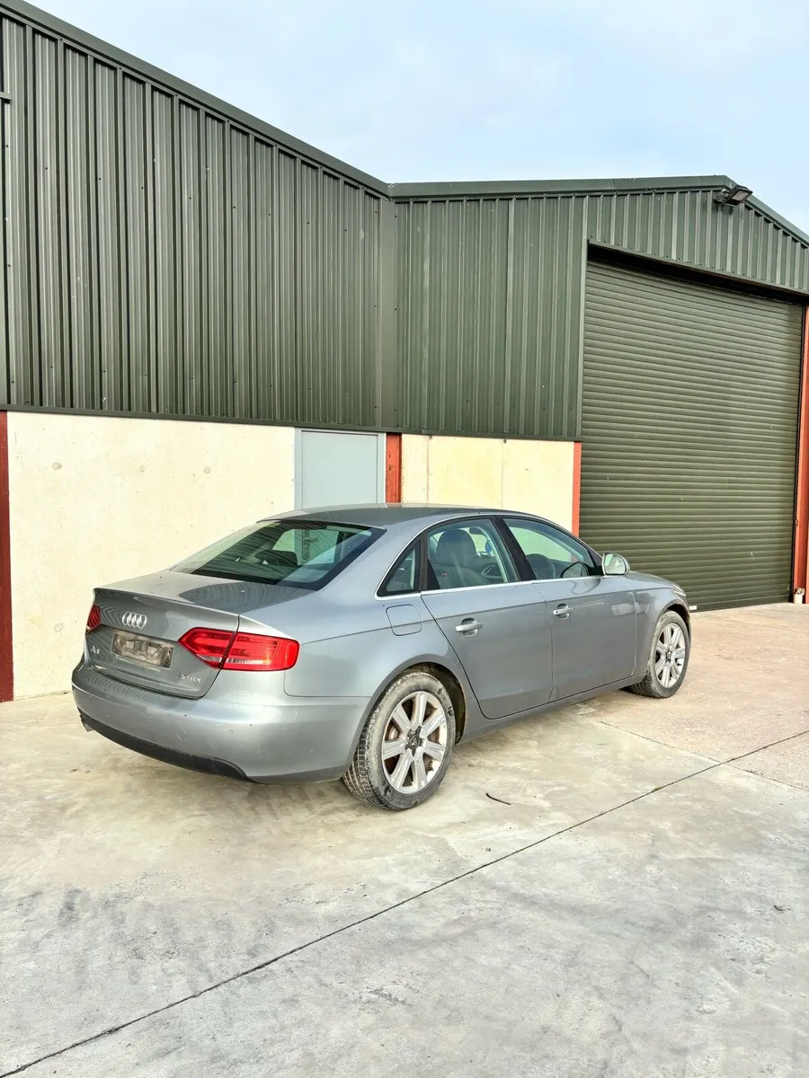 Audi A4 for breaking - Image 2