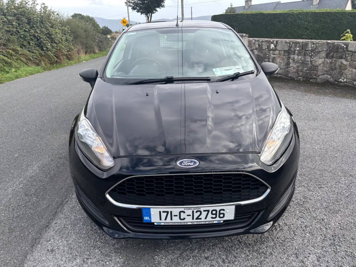 Ford Fiesta 2017 van 1.5 - Image 2