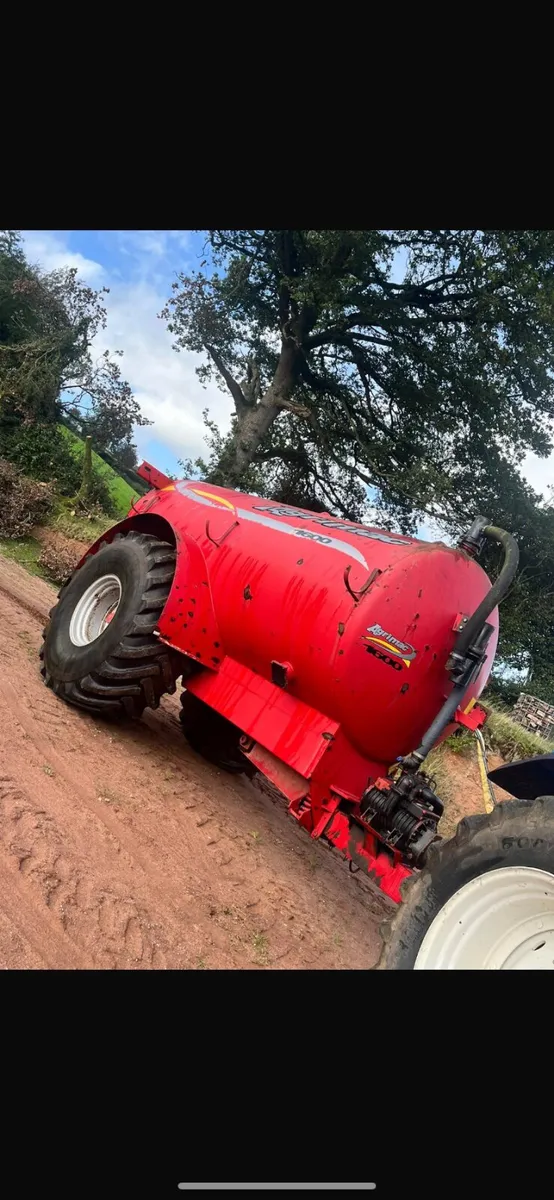 Agri Mac 1600 recessed tanker - Image 2