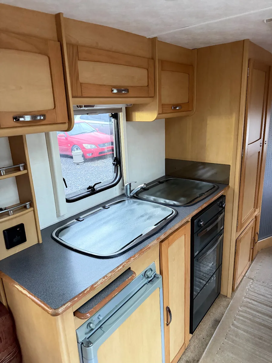 ✨BARGAIN ELDDIS AVANTE 5 BERTH✨ - Image 4