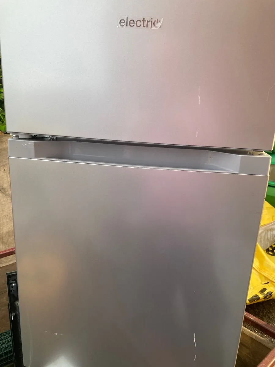 Fridge - Image 2