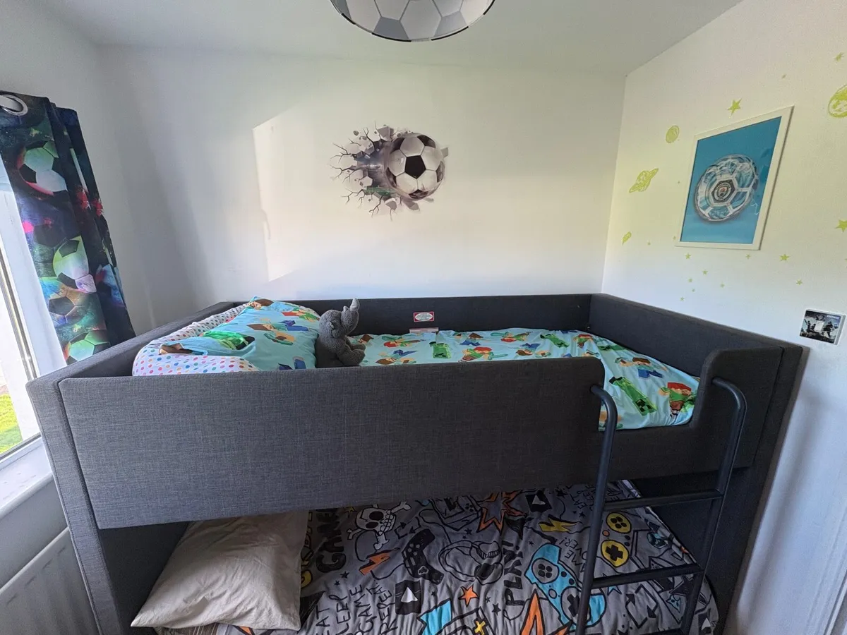 Bunk bed and two mattress - Image 3