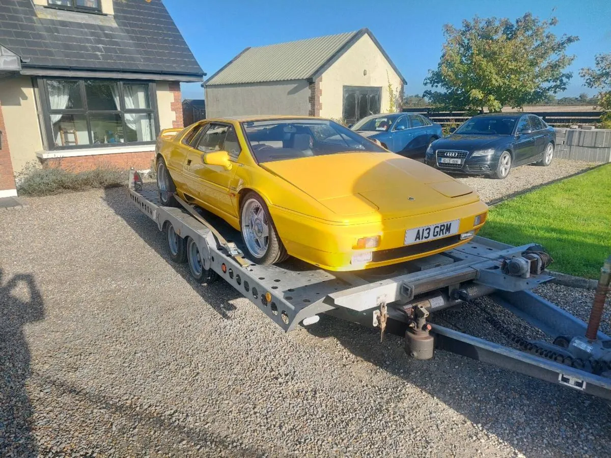 Lotus Esprit Turbo - Image 4