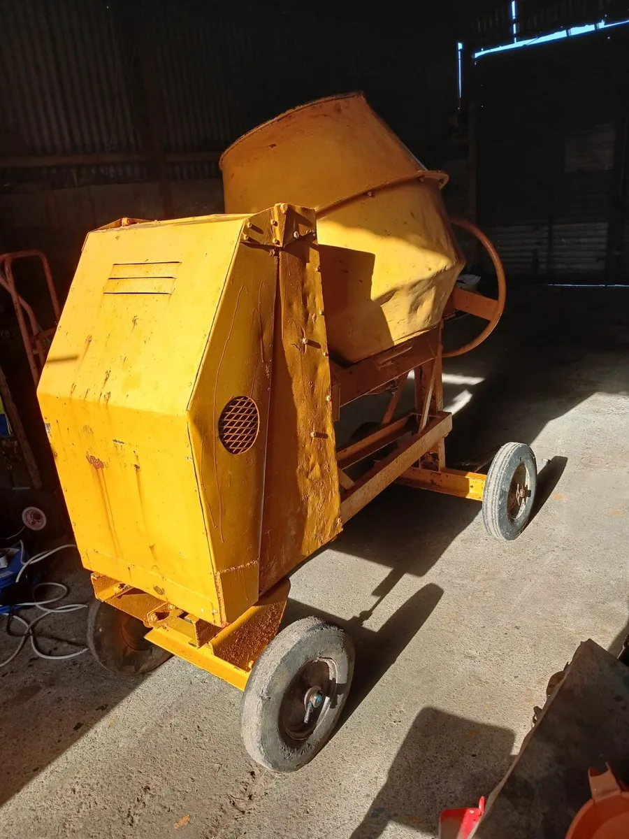 Benford Cement Mixer - Image 3