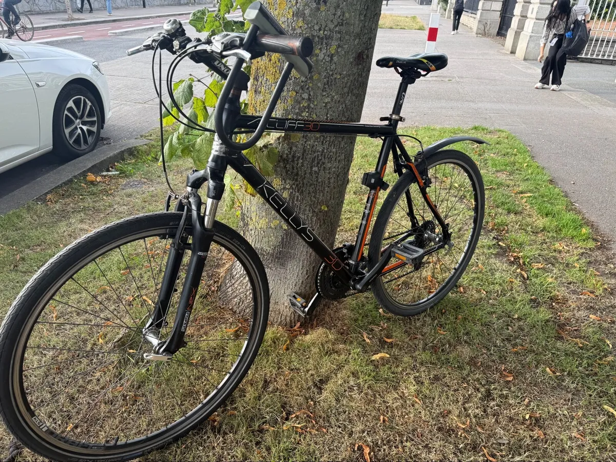 Cube Hybrid Bike 28" XL Shimano + Lock - Image 1