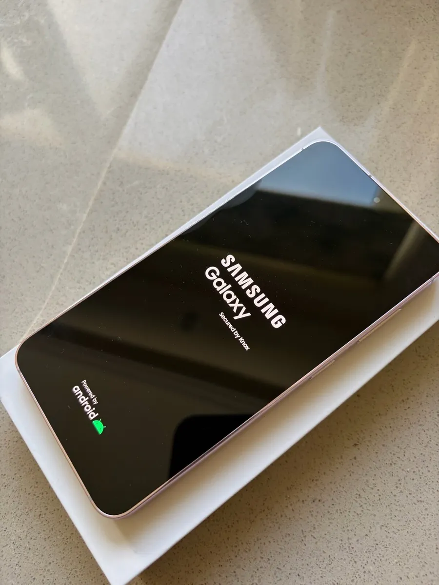Samsung Galaxy S23 128GB Lavender - Image 2