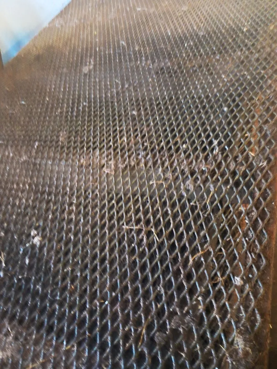 Mesh Sheep Slats - Image 2