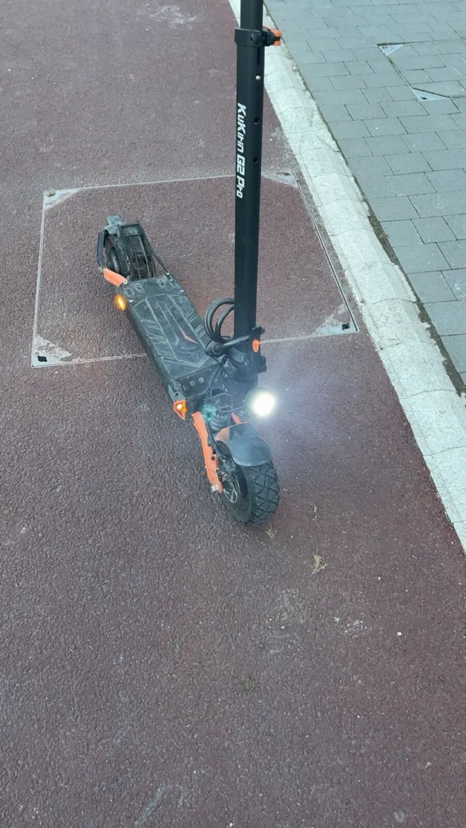 Electric scooter - Image 3