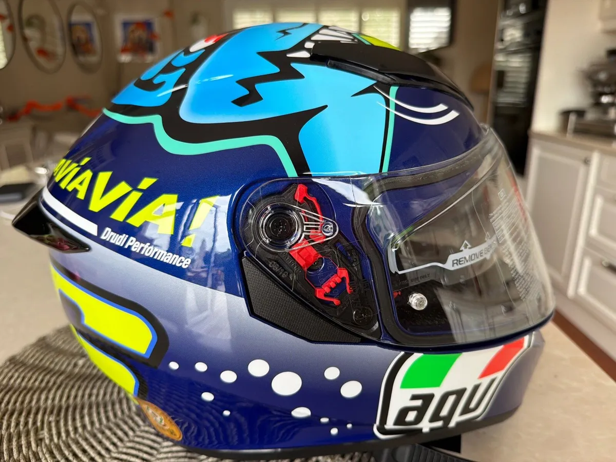 Vr46 agv arty Motorcycle helmet MS - Image 2