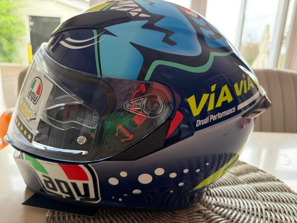 Vr46 agv arty Motorcycle helmet MS - Image 4