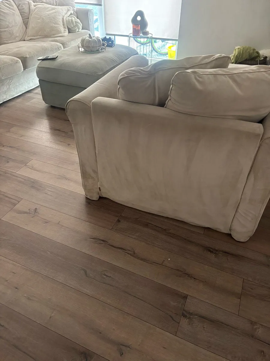 Cream Chaise Lounge / Sofa with Storage - Image 3