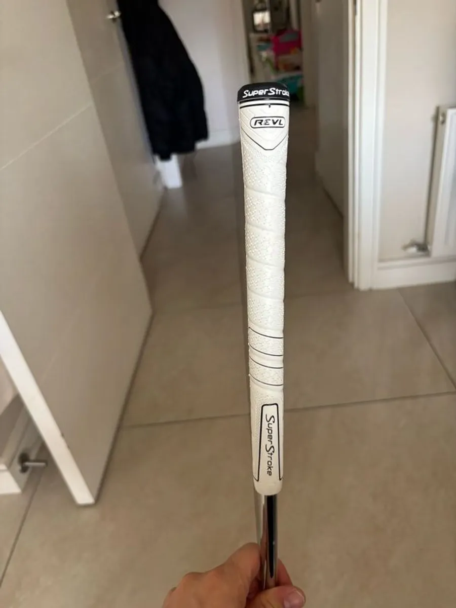 Cleveland CBX 56 wedge - Image 4