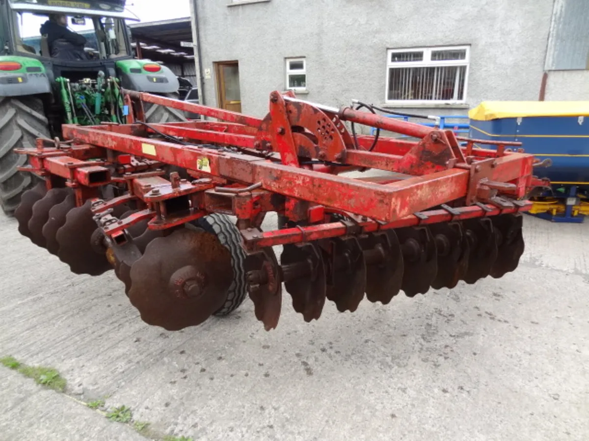 Petite Folding Trailed Disc Harrow - Image 3