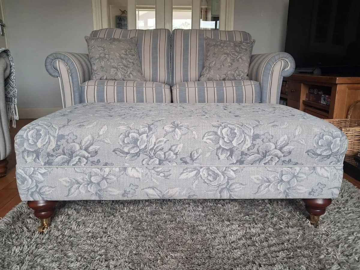Sofa and footstool - Image 4