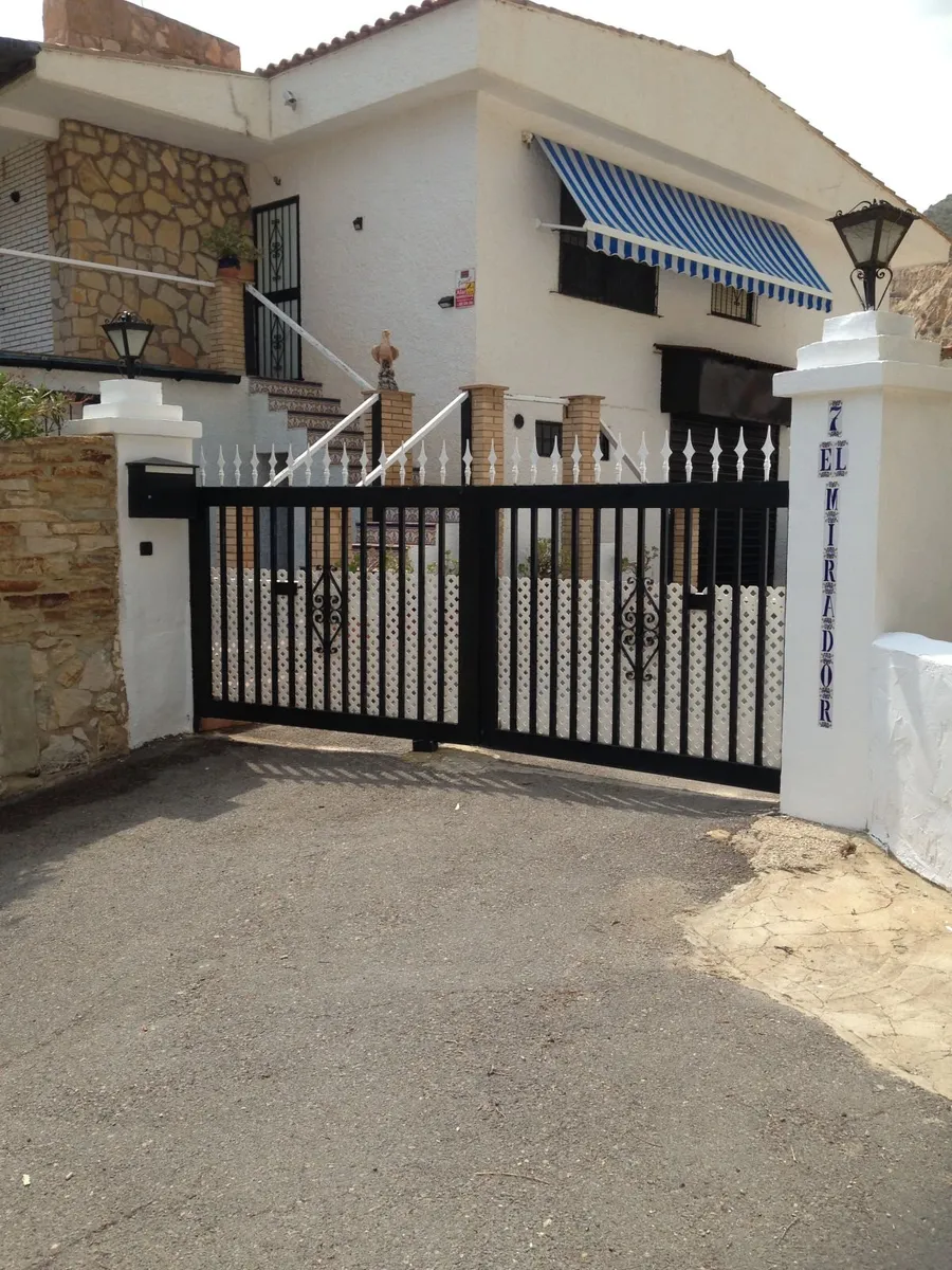 property in alicante spain - Image 1
